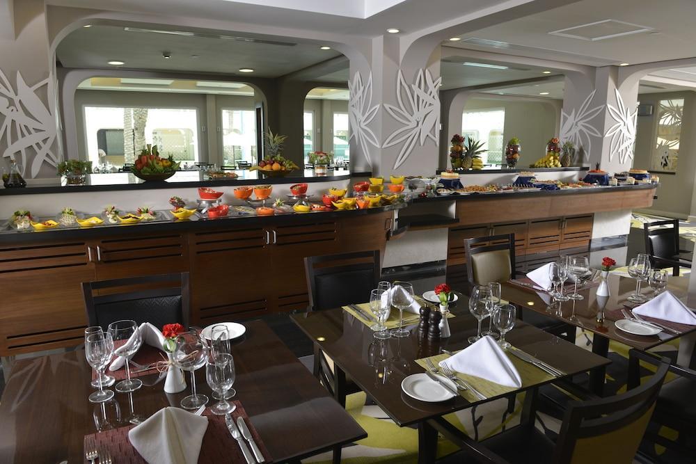 Golden Tulip Bahrain Hotell Manama Eksteriør bilde