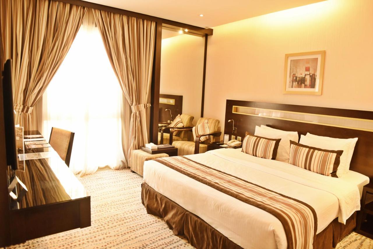 Golden Tulip Bahrain Hotell Manama Eksteriør bilde