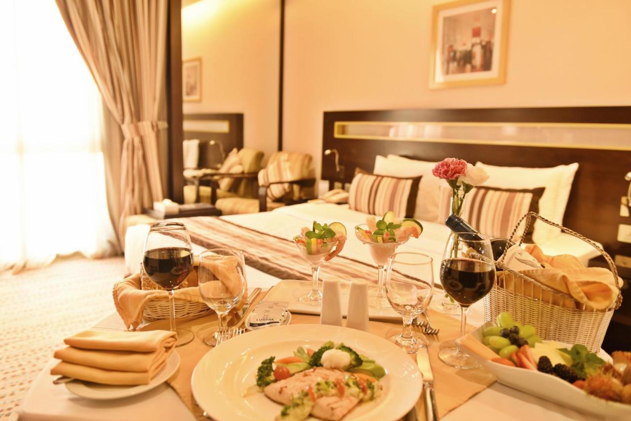 Golden Tulip Bahrain Hotell Manama Eksteriør bilde
