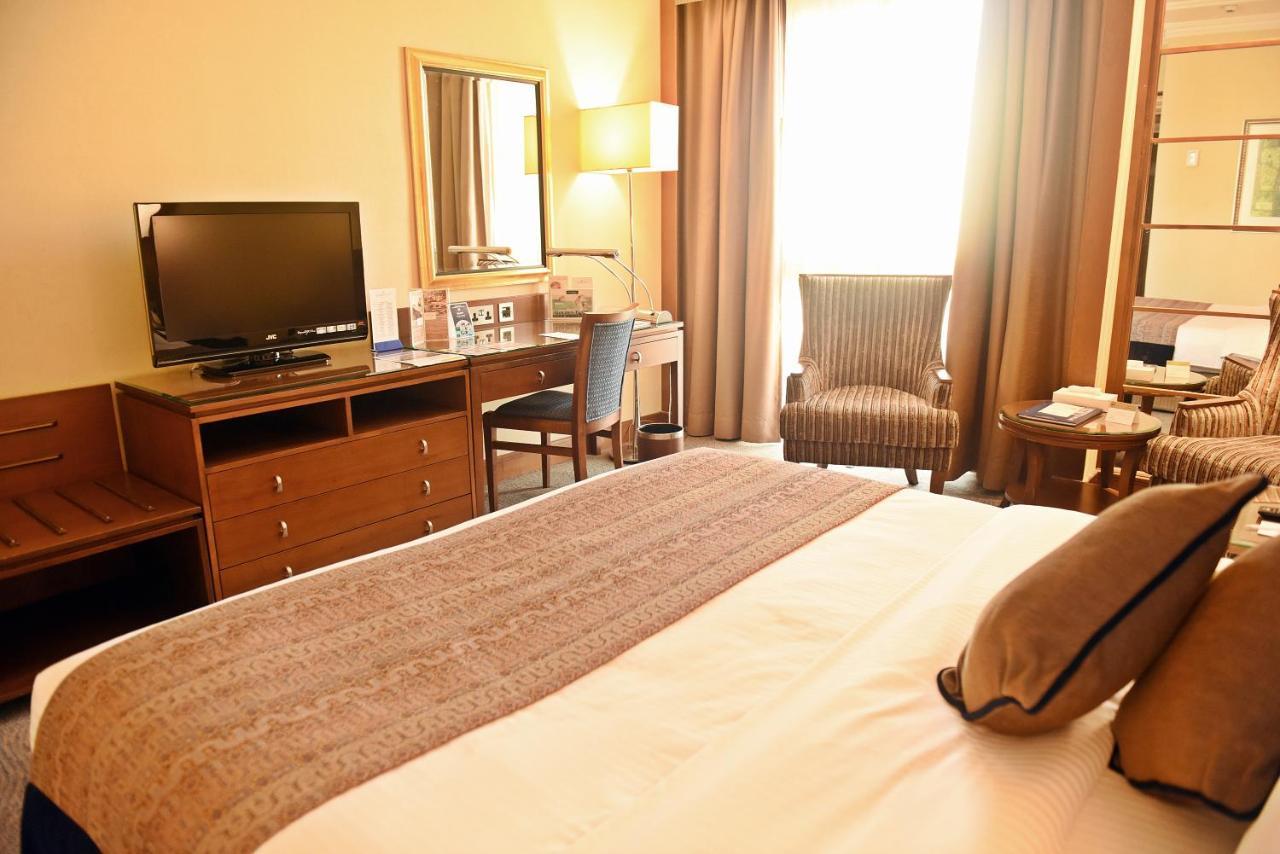 Golden Tulip Bahrain Hotell Manama Eksteriør bilde