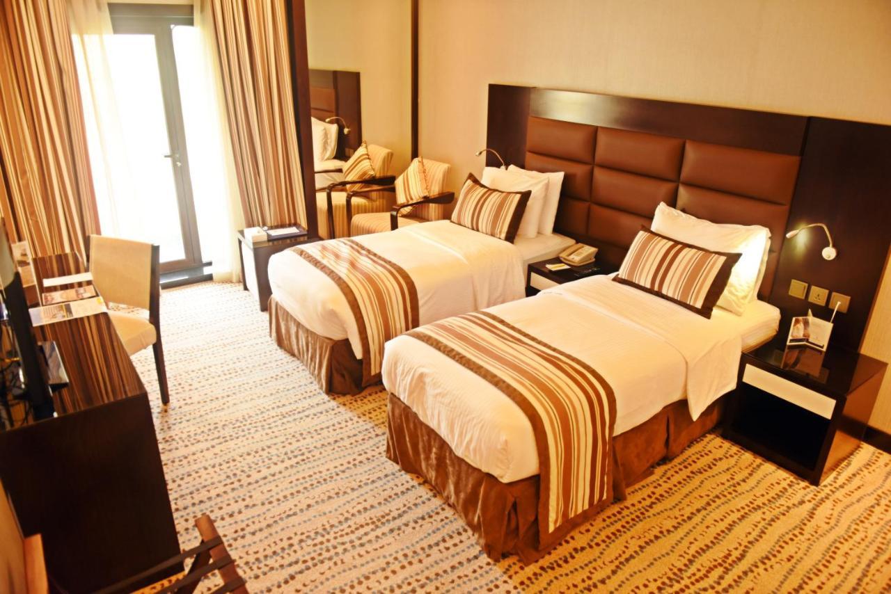Golden Tulip Bahrain Hotell Manama Eksteriør bilde